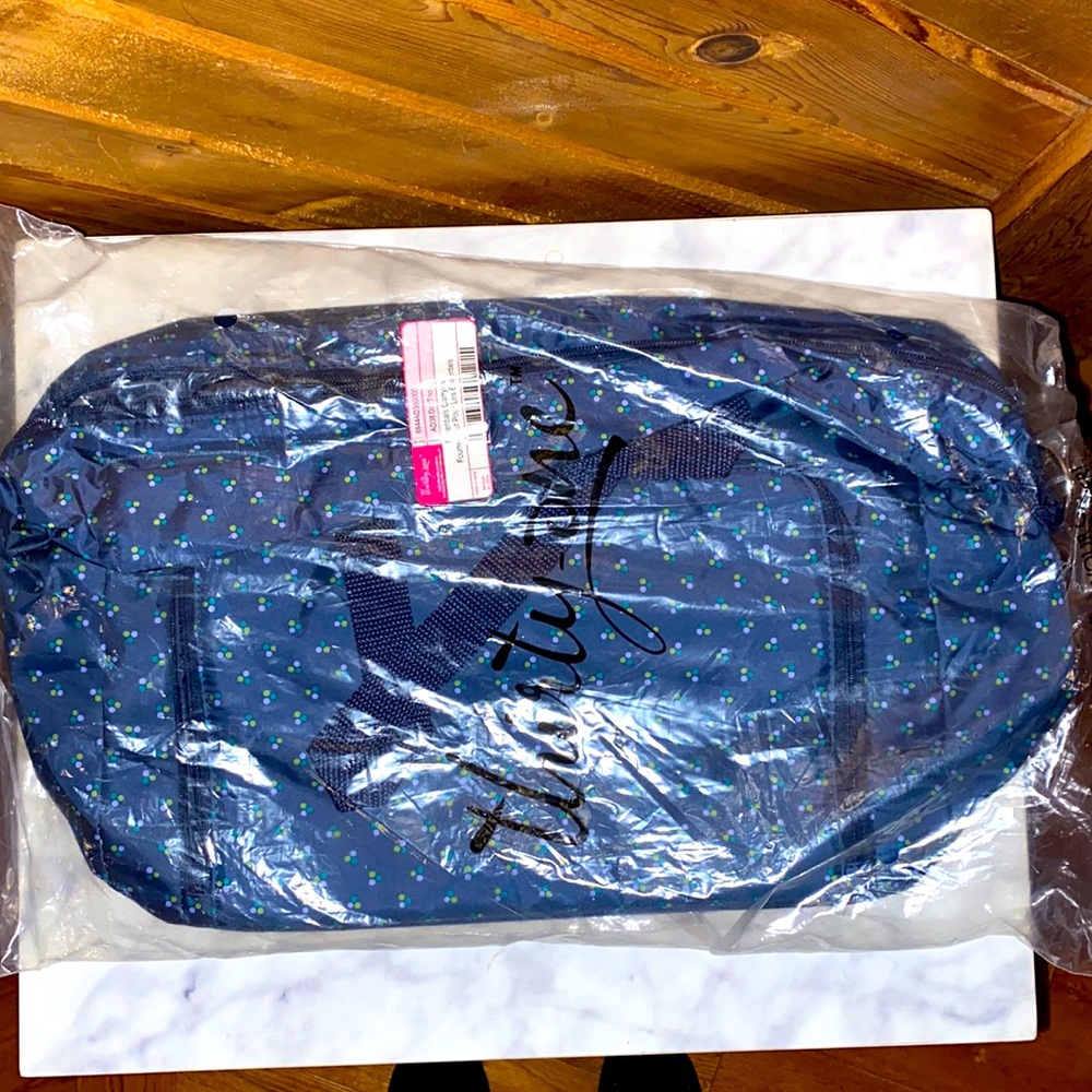 Essentials Carry All in Dot trio Thirty one